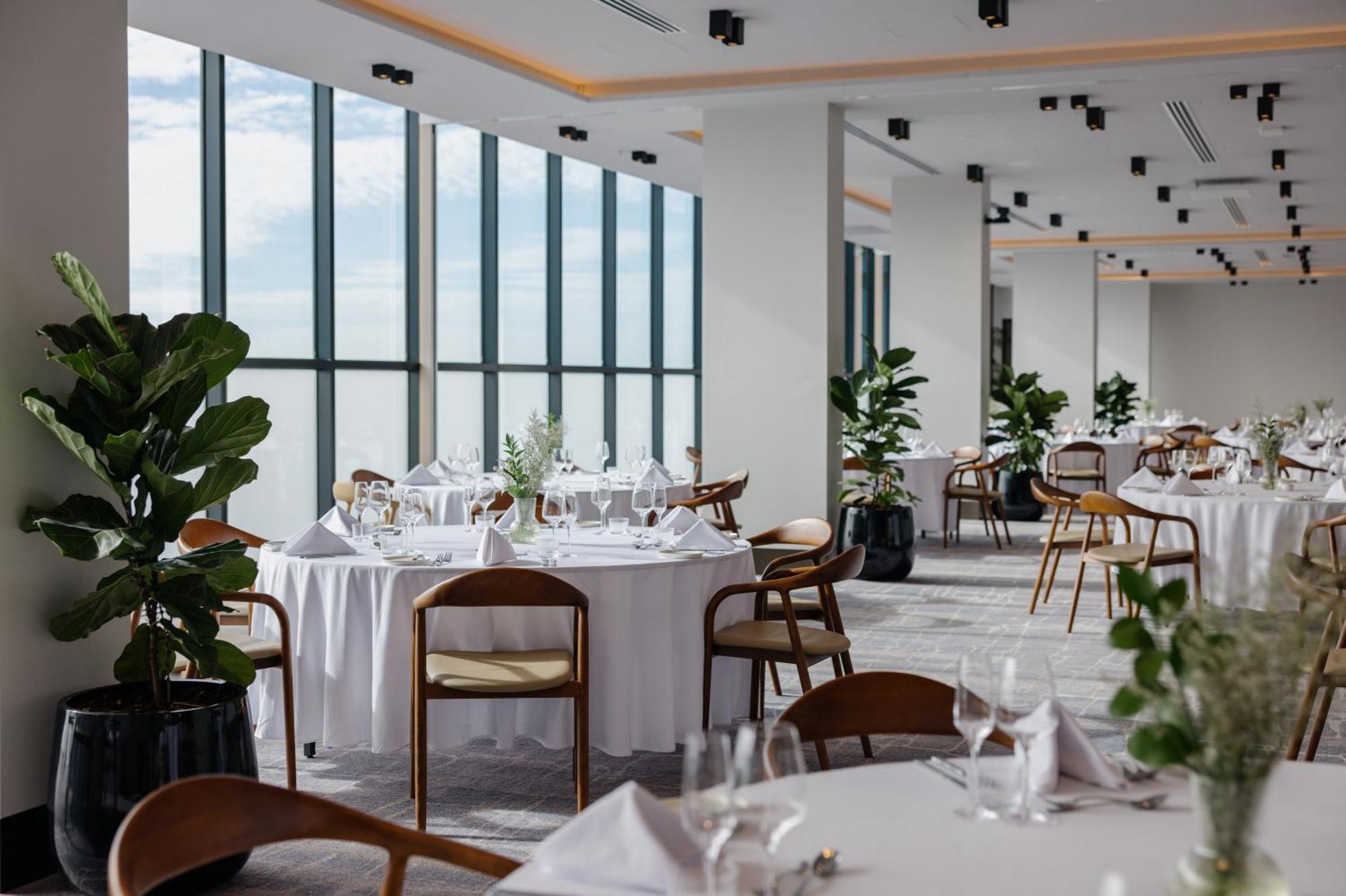 Crowne Plaza Adelaide Mawson Lakes By Ihg Exterior photo