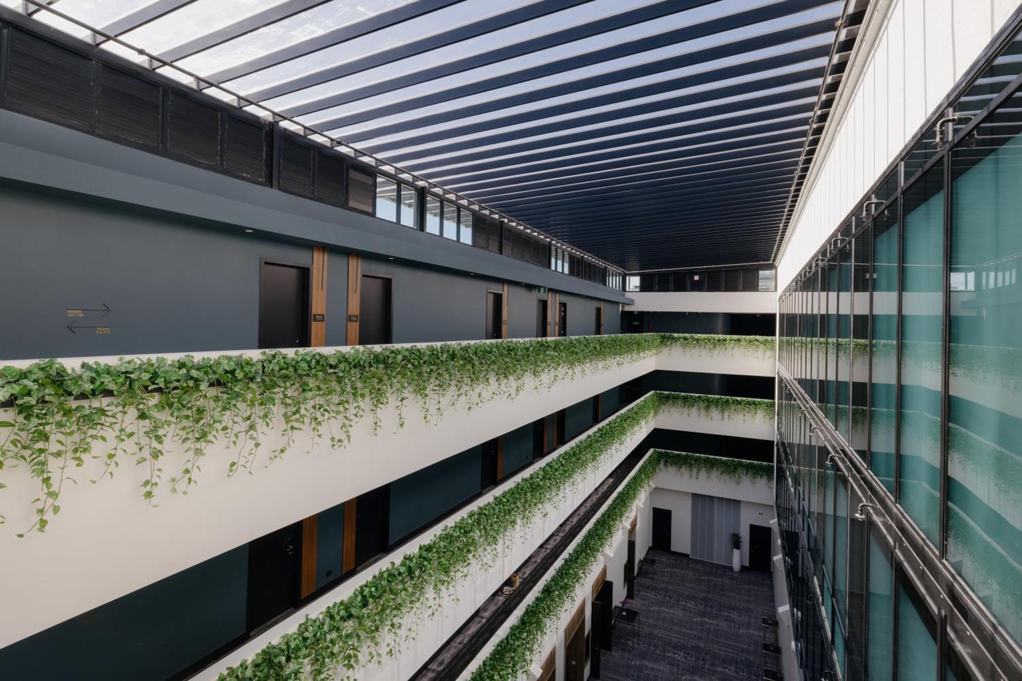 Crowne Plaza Adelaide Mawson Lakes By Ihg Exterior photo